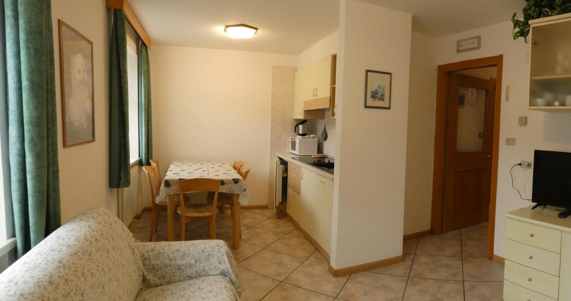 Appartamento Casa Al Mesdì Pozza di Fassa Esterno foto