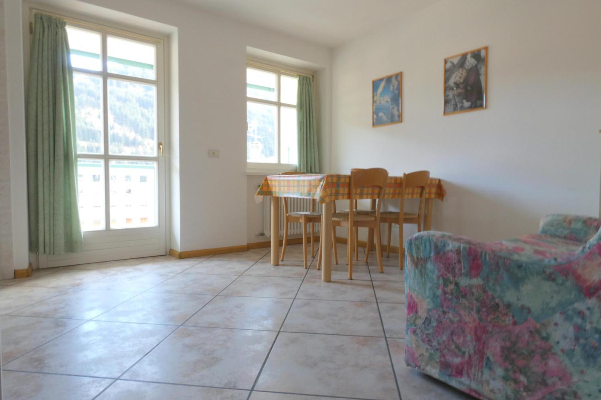Appartamento Casa Al Mesdì Pozza di Fassa Esterno foto